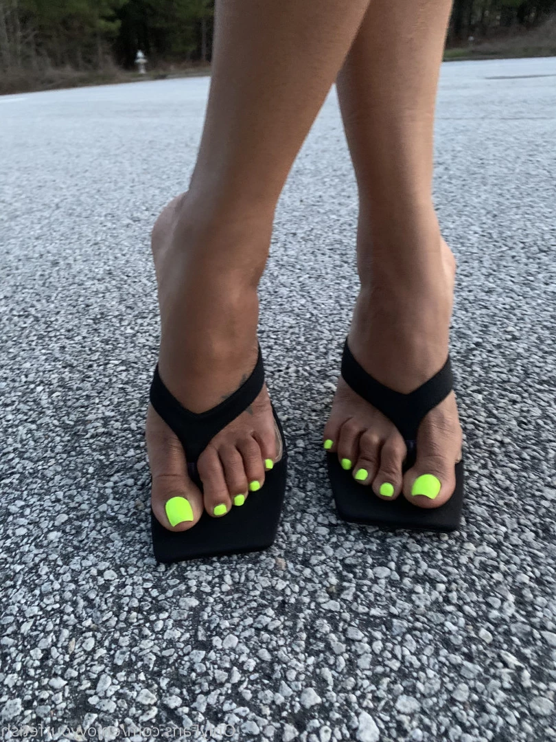 THE FOOT WORSHIP LEGEND [ enjoyyourfetish ] Onlyfans leaked photo 7278741 on Hotleaks.tv