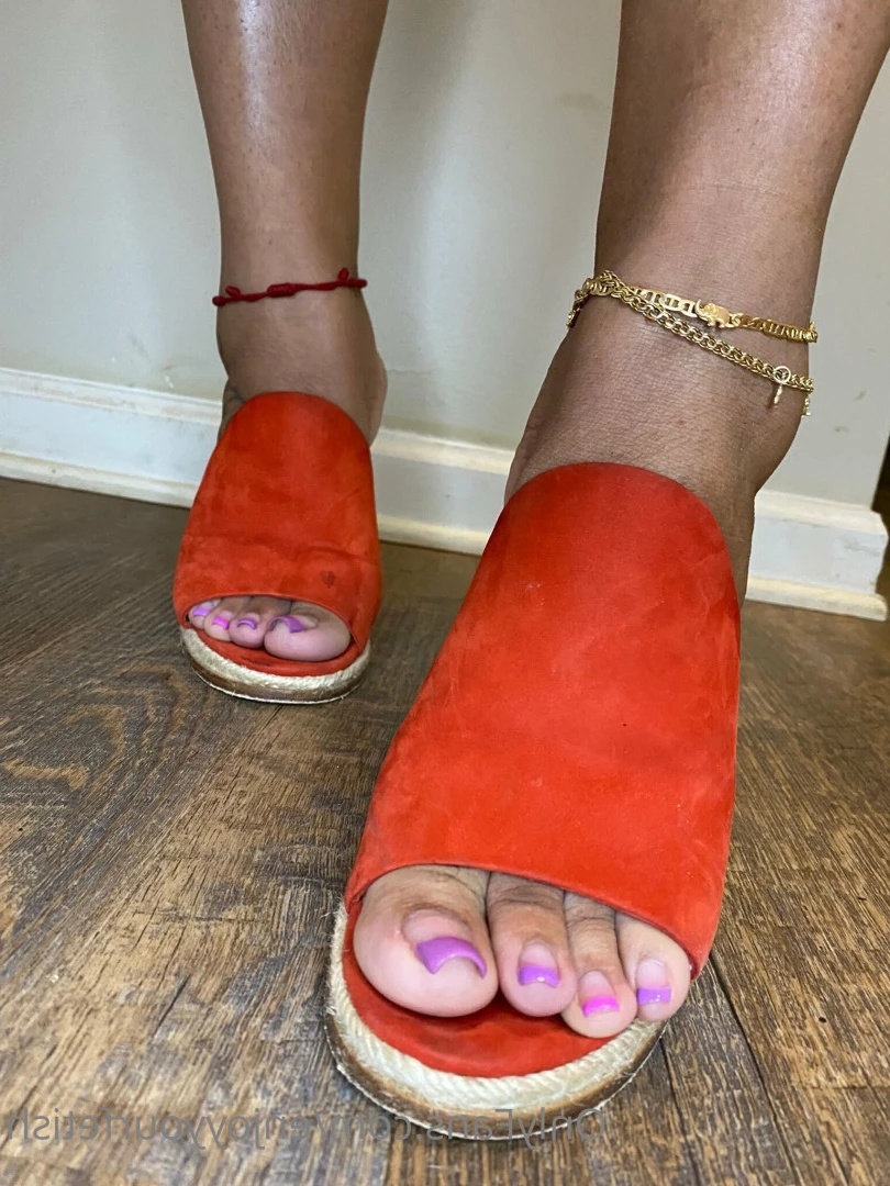THE FOOT WORSHIP LEGEND [ enjoyyourfetish ] Onlyfans leaked photo 7287504 on Hotleaks.tv