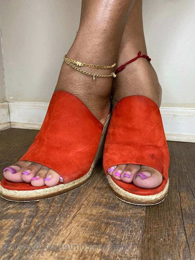 THE FOOT WORSHIP LEGEND [ enjoyyourfetish ] Onlyfans leaked photo 7287525 on Hotleaks.tv