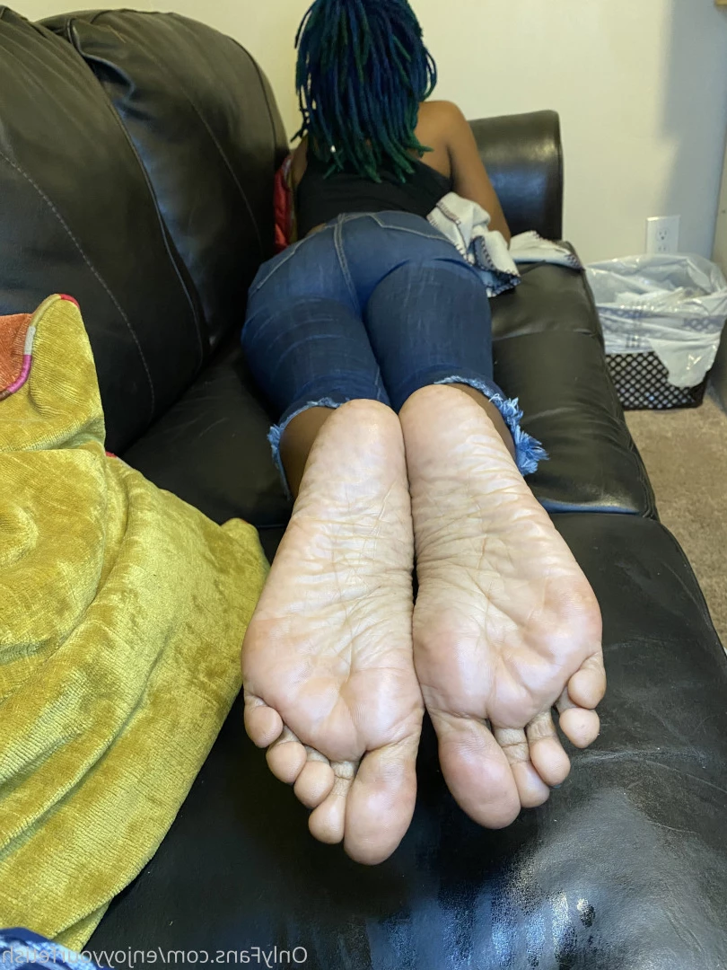 THE FOOT WORSHIP LEGEND [ enjoyyourfetish ] Onlyfans leaked photo 7289720 on Hotleaks.tv