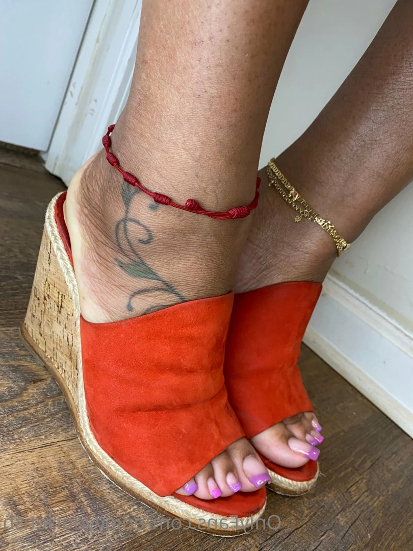 THE FOOT WORSHIP LEGEND [ enjoyyourfetish ] Onlyfans leaked photo 7298484 on Hotleaks.tv