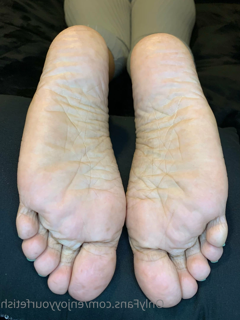 THE FOOT WORSHIP LEGEND [ enjoyyourfetish ] Onlyfans leaked photo 7301109 on Hotleaks.tv