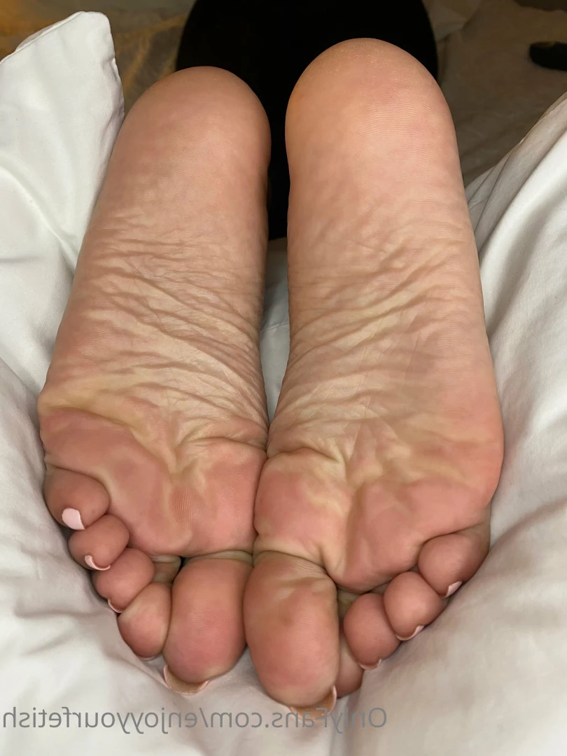 THE FOOT WORSHIP LEGEND [ enjoyyourfetish ] Onlyfans leaked photo 7301634 on Hotleaks.tv