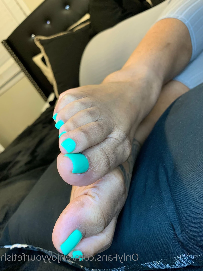 THE FOOT WORSHIP LEGEND [ enjoyyourfetish ] Onlyfans leaked photo 7303542 on Hotleaks.tv