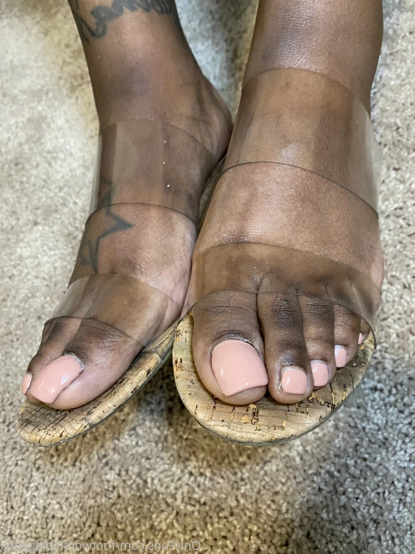 THE FOOT WORSHIP LEGEND [ enjoyyourfetish ] Onlyfans leaked photo 7314828 on Hotleaks.tv