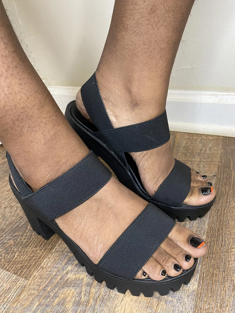 THE FOOT WORSHIP LEGEND [ enjoyyourfetish ] Onlyfans leaked photo 7318010 on Hotleaks.tv