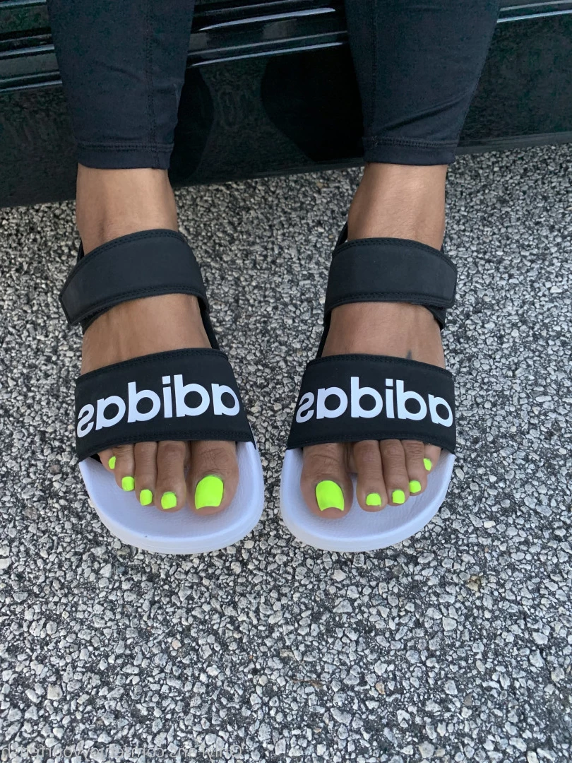 THE FOOT WORSHIP LEGEND [ enjoyyourfetish ] Onlyfans leaked photo 7318514 on Hotleaks.tv