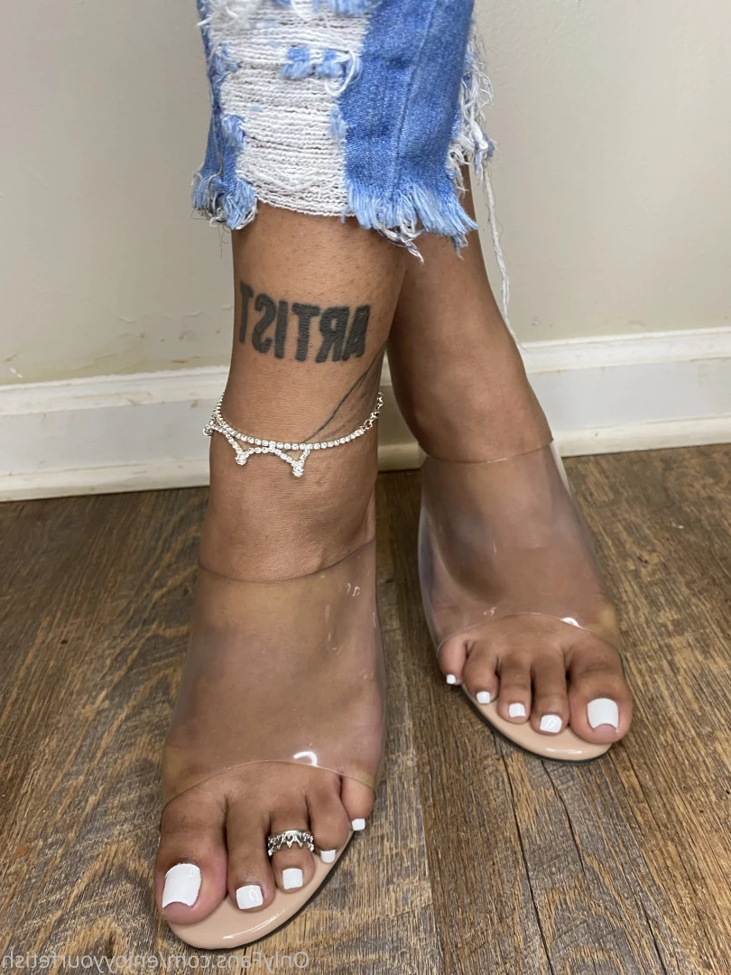 THE FOOT WORSHIP LEGEND [ enjoyyourfetish ] Onlyfans leaked photo 7318870 on Hotleaks.tv
