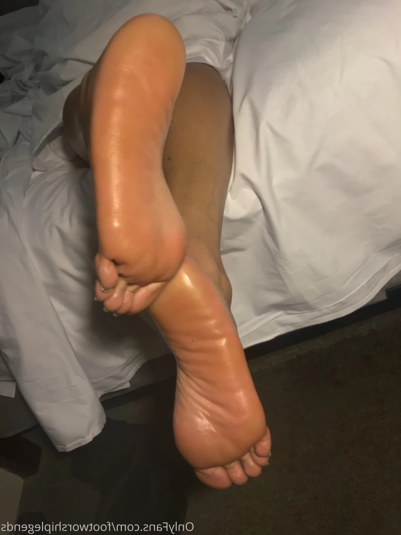 THE FOOT WORSHIP LEGEND [ enjoyyourfetish ] Onlyfans leaked photo 7320293 on Hotleaks.tv