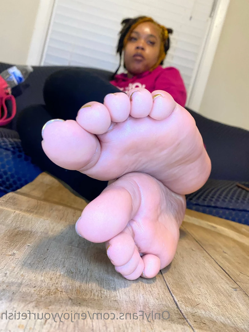 THE FOOT WORSHIP LEGEND [ enjoyyourfetish ] Onlyfans leaked photo 7325623 on Hotleaks.tv