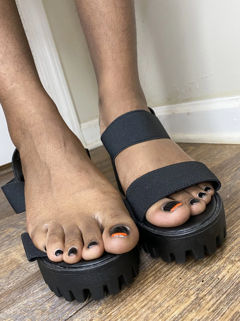 THE FOOT WORSHIP LEGEND [ enjoyyourfetish ] Onlyfans leaked photo 7329180 on Hotleaks.tv