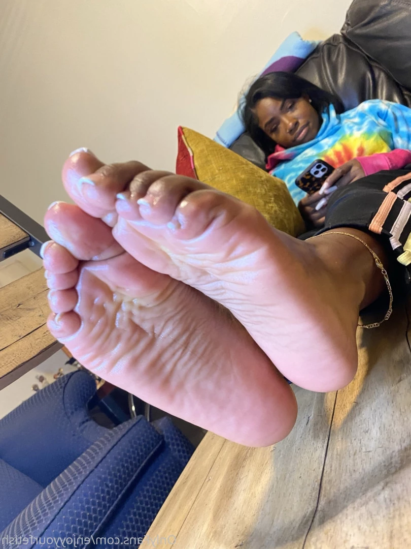 THE FOOT WORSHIP LEGEND [ enjoyyourfetish ] Onlyfans leaked photo 7330464 on Hotleaks.tv