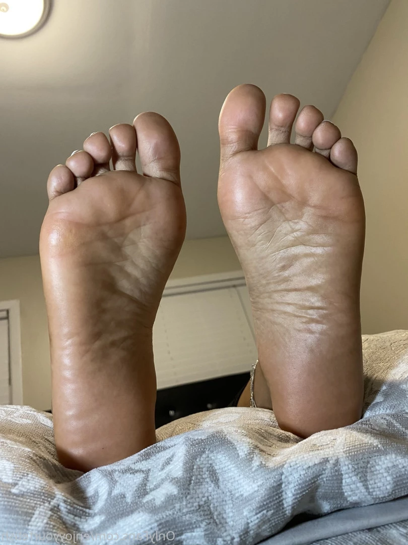 THE FOOT WORSHIP LEGEND [ enjoyyourfetish ] Onlyfans leaked photo 7330716 on Hotleaks.tv