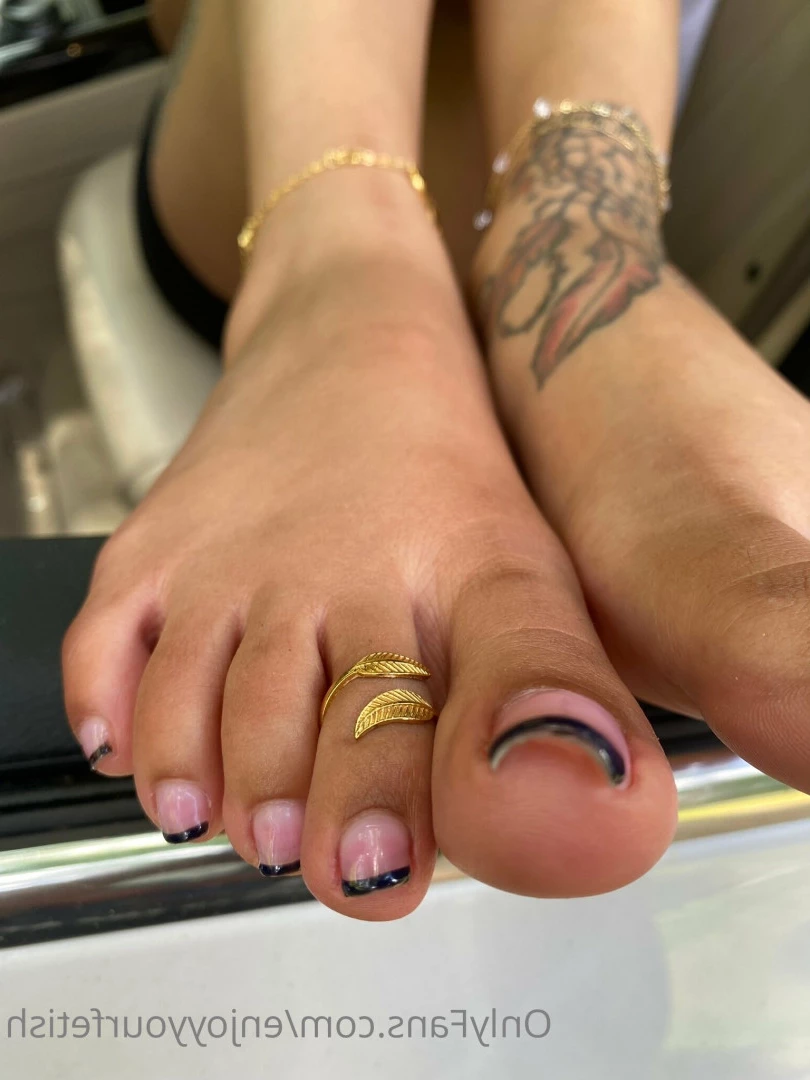 THE FOOT WORSHIP LEGEND [ enjoyyourfetish ] Onlyfans leaked photo 7331870 on Hotleaks.tv