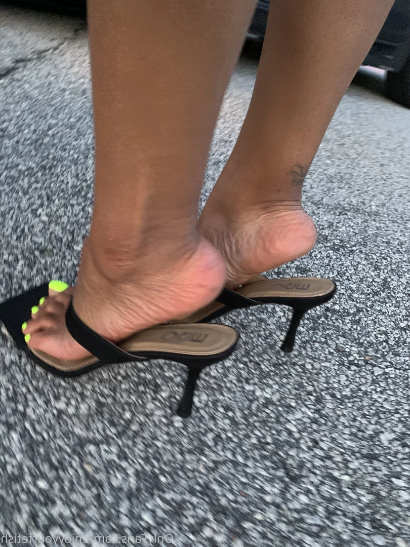 THE FOOT WORSHIP LEGEND [ enjoyyourfetish ] Onlyfans leaked photo 7336248 on Hotleaks.tv