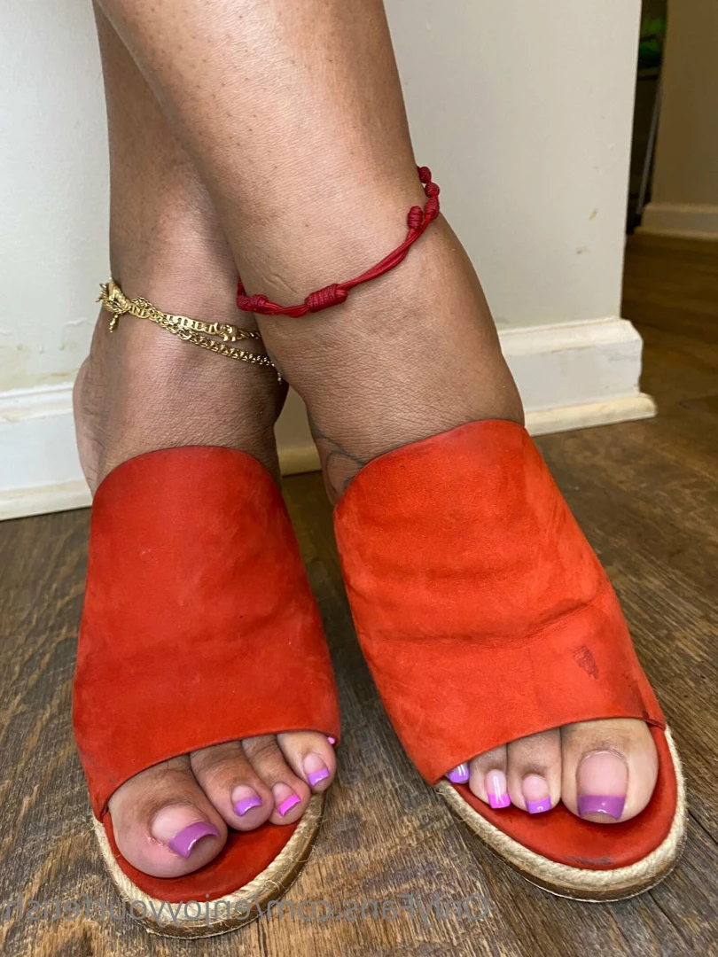 THE FOOT WORSHIP LEGEND [ enjoyyourfetish ] Onlyfans leaked photo 7340256 on Hotleaks.tv
