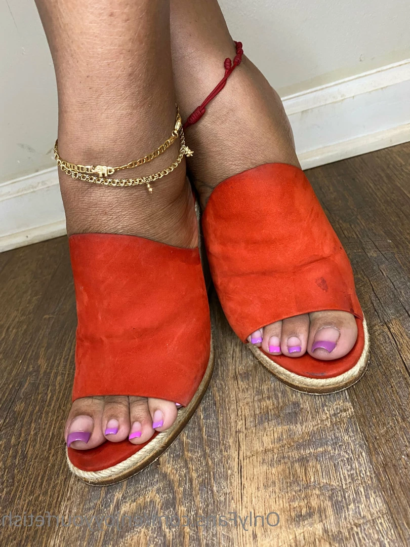 THE FOOT WORSHIP LEGEND [ enjoyyourfetish ] Onlyfans leaked photo 7343424 on Hotleaks.tv