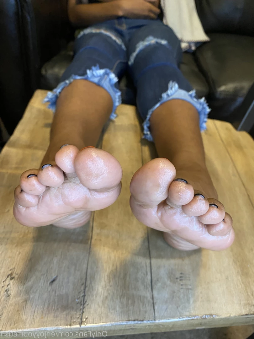 THE FOOT WORSHIP LEGEND [ enjoyyourfetish ] Onlyfans leaked photo 7343616 on Hotleaks.tv