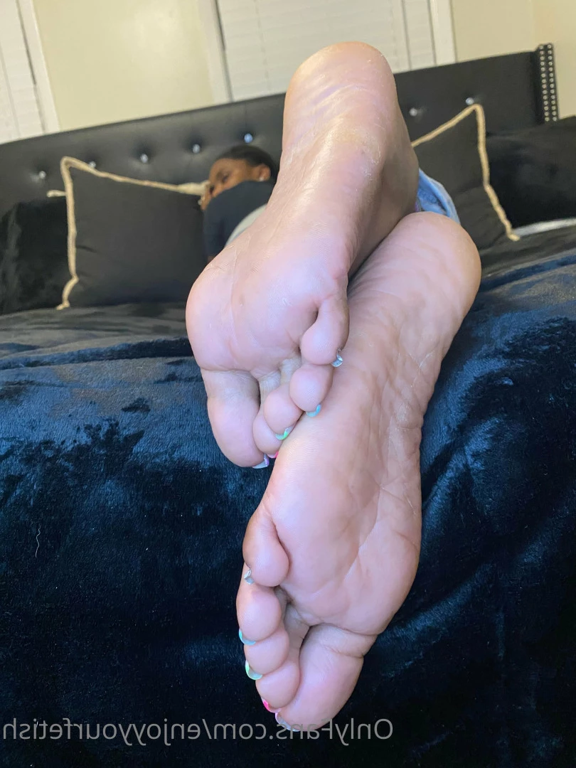 THE FOOT WORSHIP LEGEND [ enjoyyourfetish ] Onlyfans leaked photo 7343710 on Hotleaks.tv