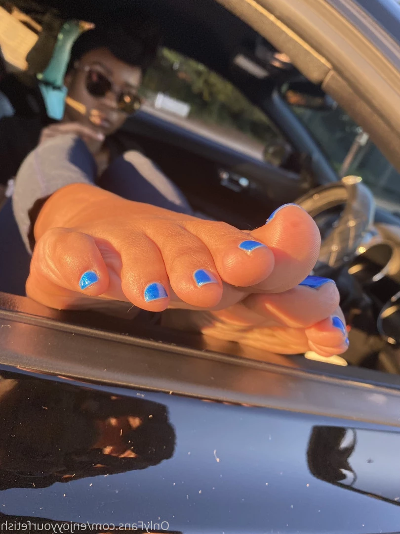 THE FOOT WORSHIP LEGEND [ enjoyyourfetish ] Onlyfans leaked photo 7349055 on Hotleaks.tv