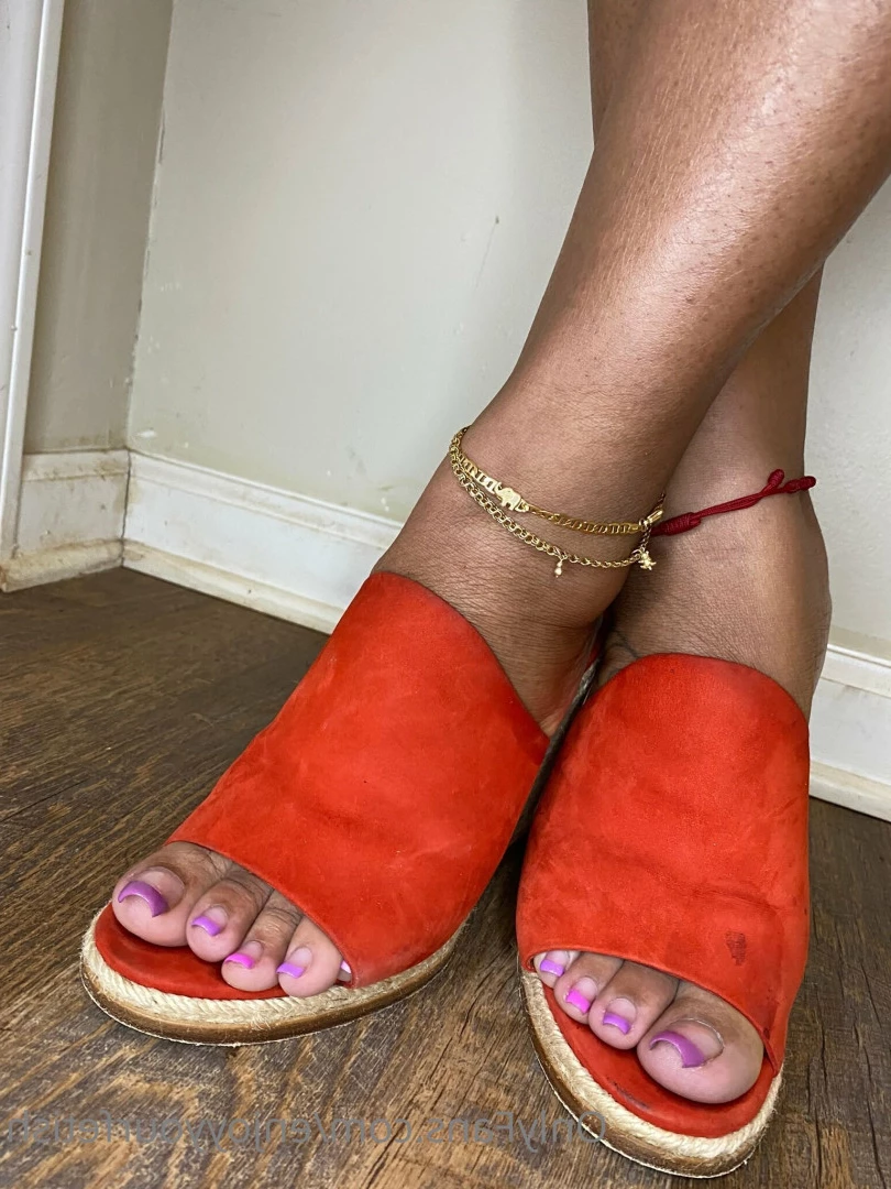 THE FOOT WORSHIP LEGEND [ enjoyyourfetish ] Onlyfans leaked photo 7350389 on Hotleaks.tv