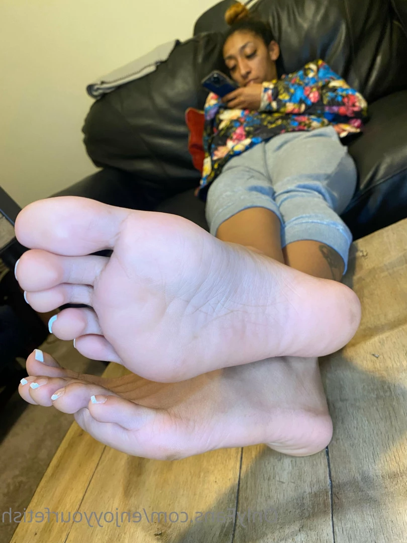 THE FOOT WORSHIP LEGEND [ enjoyyourfetish ] Onlyfans leaked photo 7352082 on Hotleaks.tv