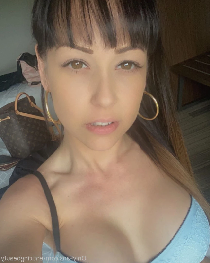 Della [ enticingbeauty ] Onlyfans leaked photo 7516278 on Hotleaks.tv