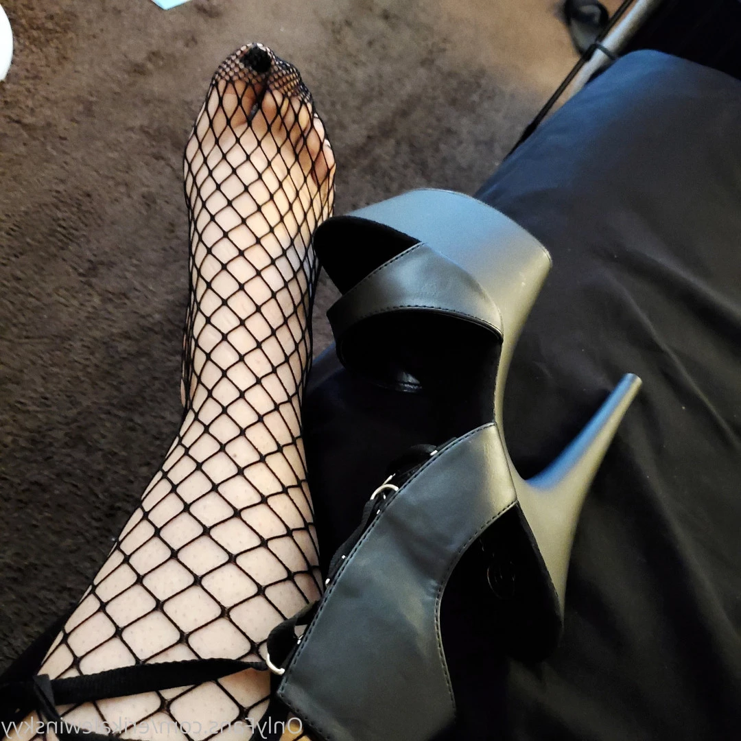 Erika Lewinsky [ erikalewinskyy ] Onlyfans leaked photo 7662980 on Hotleaks.tv