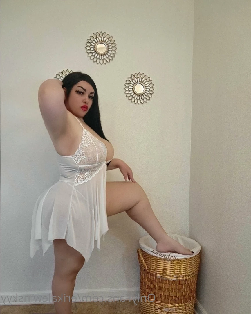 Erika Lewinsky [ erikalewinskyy ] Onlyfans leaked photo 7664433 on Hotleaks.tv