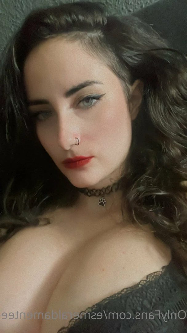 esmeraldamentee Onlyfans leaked photo 7593349 on Hotleaks.tv