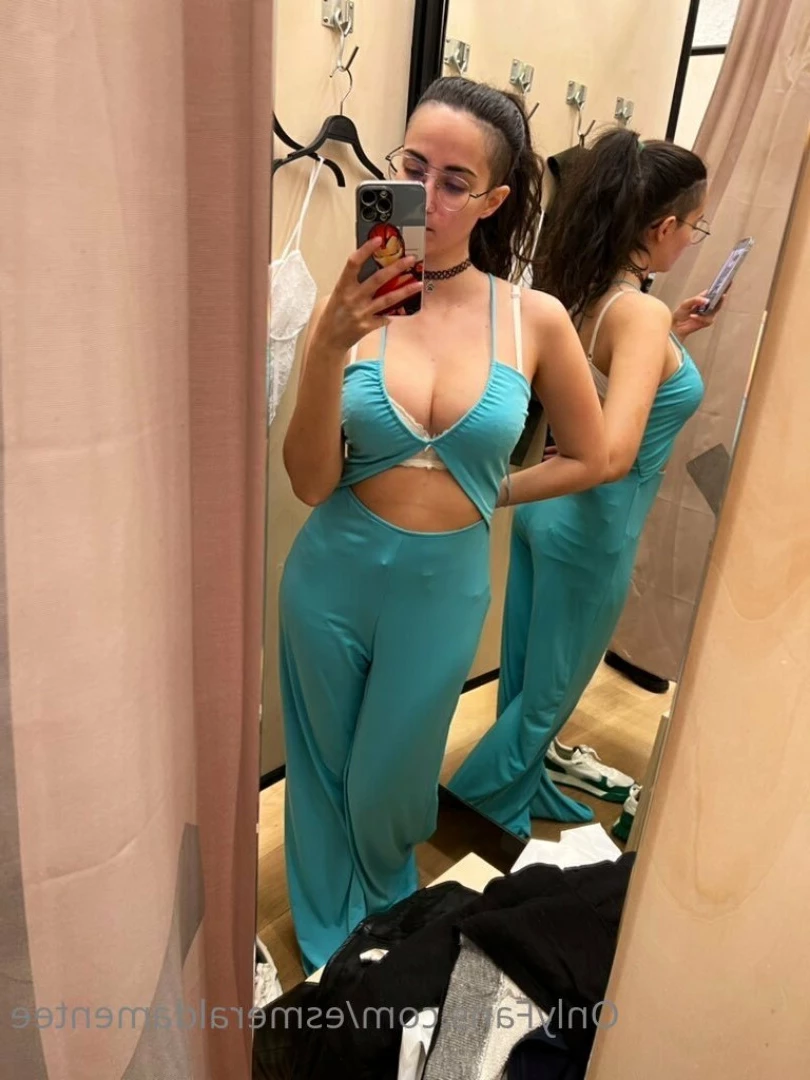 esmeraldamentee Onlyfans leaked photo 10506532 on Hotleaks.tv