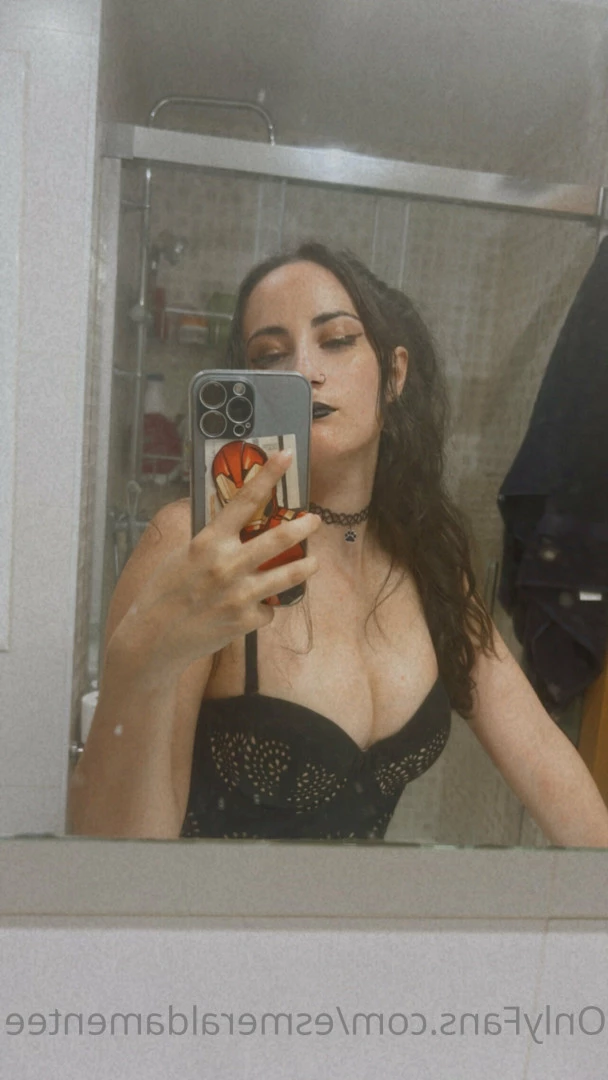 esmeraldamentee Onlyfans leaked photo 10506597 on Hotleaks.tv