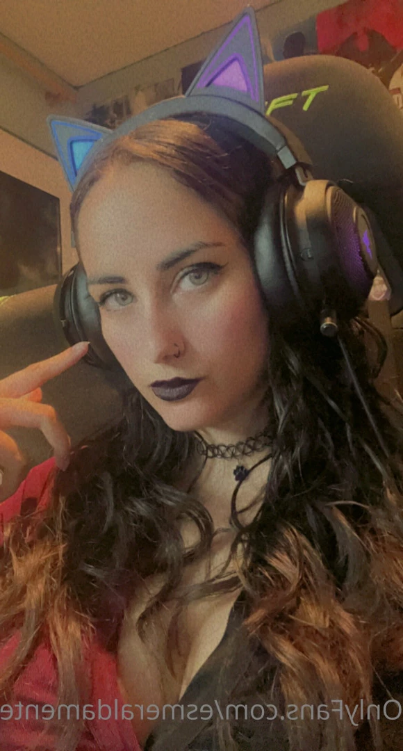 esmeraldamentee Onlyfans leaked photo 10506709 on Hotleaks.tv