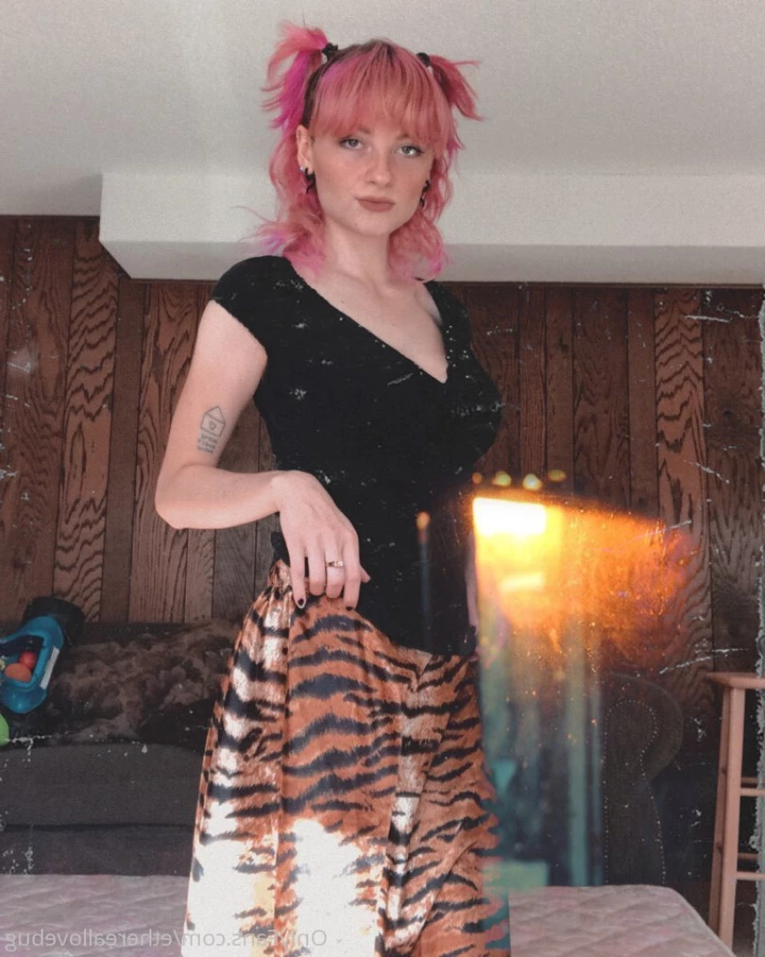 🥜Ethereal Lovebug🥜 [ ethereallovebug ] Onlyfans leaked photo 10220974 on Hotleaks.tv