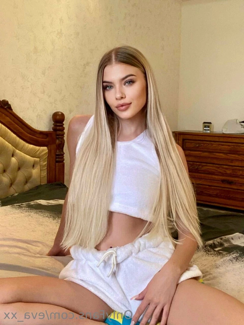 ✨EVA✨ [ eva_xx ] Onlyfans leaked photo 7165572 on Hotleaks.tv