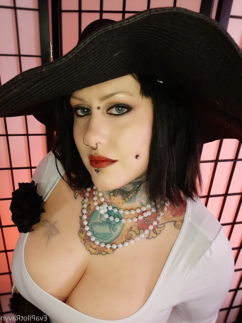 Ravyn (Top 12%) [ evapilotravyn ] Onlyfans leaked photo 7532173 on Hotleaks.tv