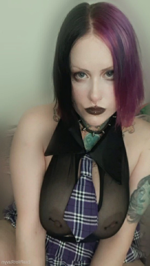 Ravyn (Top 12%) [ evapilotravyn ] Onlyfans leaked photo 7532939 on Hotleaks.tv