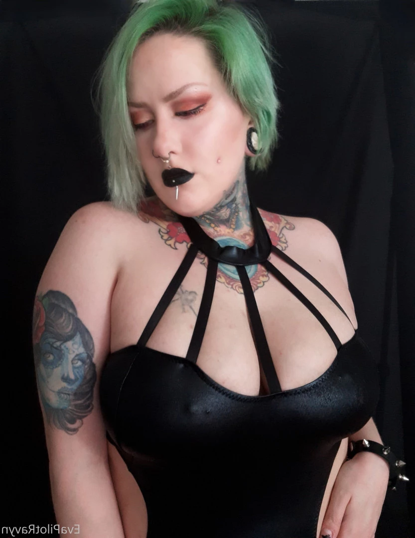 Ravyn (Top 12%) [ evapilotravyn ] Onlyfans leaked photo 7533736 on Hotleaks.tv