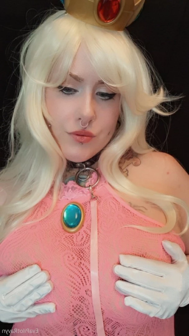Ravyn (Top 12%) [ evapilotravyn ] Onlyfans leaked photo 7533966 on Hotleaks.tv
