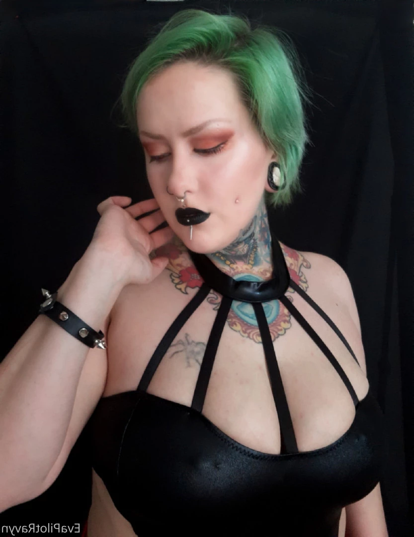 Ravyn (Top 12%) [ evapilotravyn ] Onlyfans leaked photo 7534342 on Hotleaks.tv