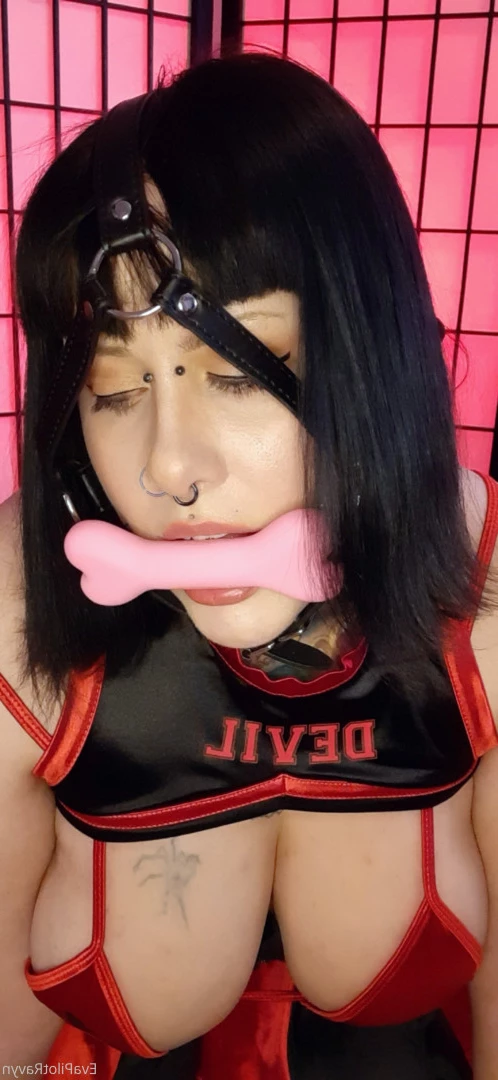 Ravyn (Top 12%) [ evapilotravyn ] Onlyfans leaked photo 7534418 on Hotleaks.tv