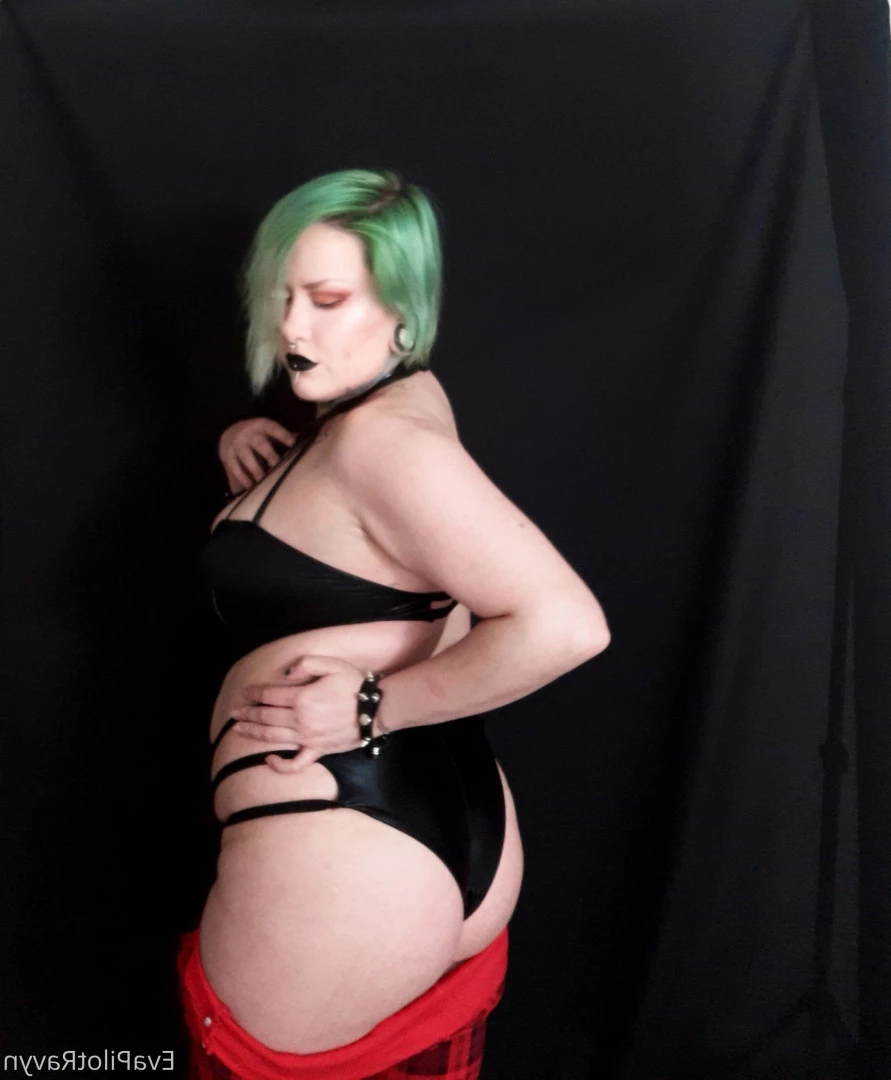 Ravyn (Top 12%) [ evapilotravyn ] Onlyfans leaked photo 7537187 on Hotleaks.tv