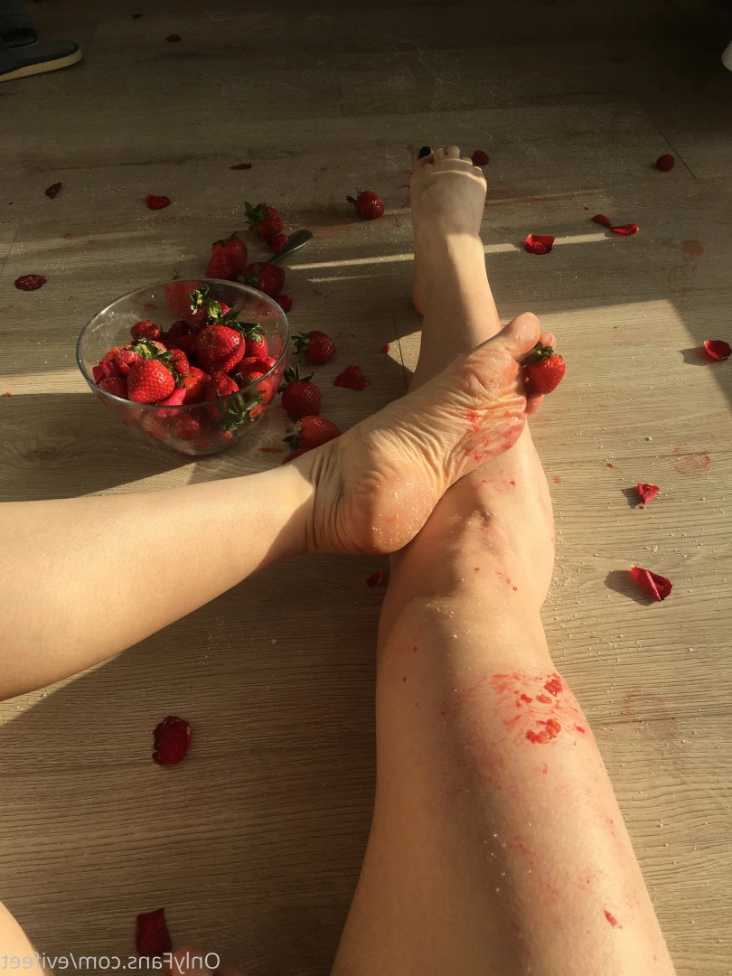 evifeet Onlyfans leaked photo 7584611 on Hotleaks.tv