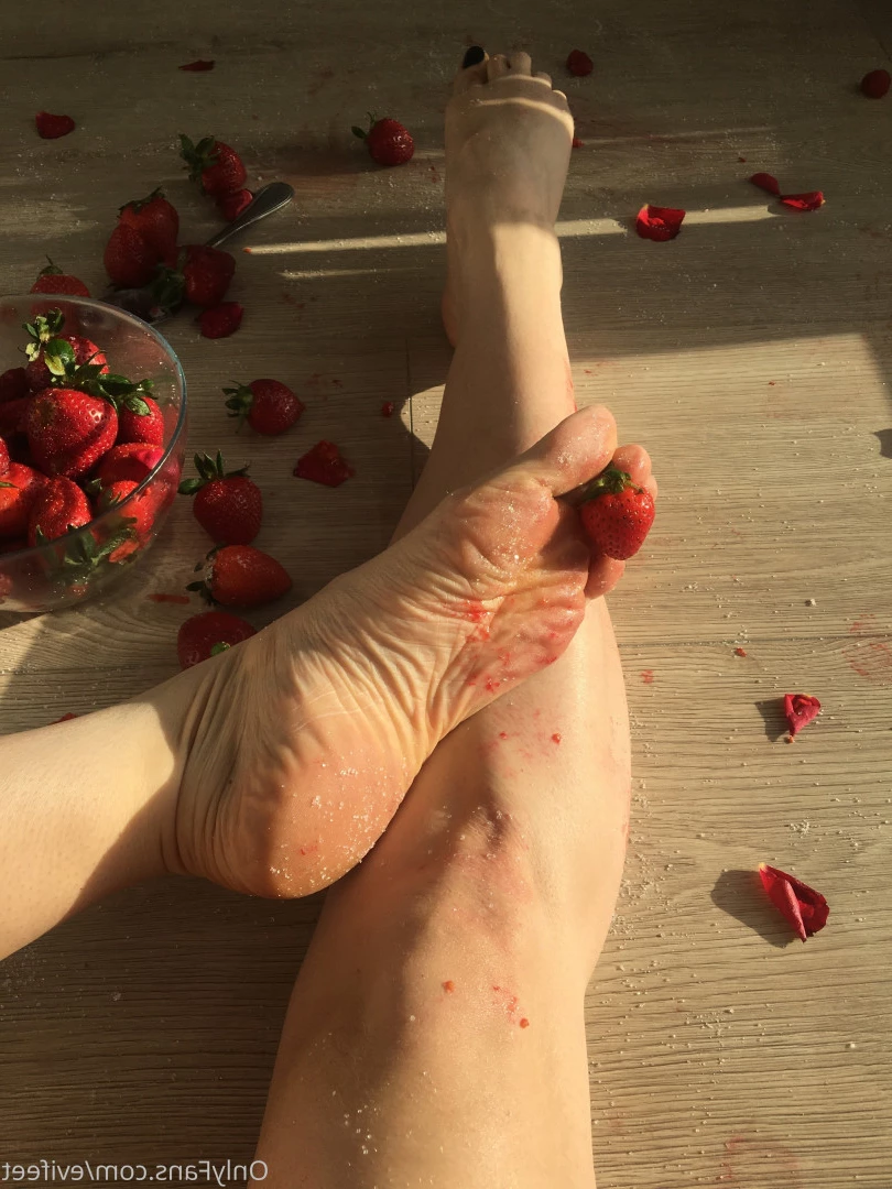 evifeet Onlyfans leaked photo 7588586 on Hotleaks.tv