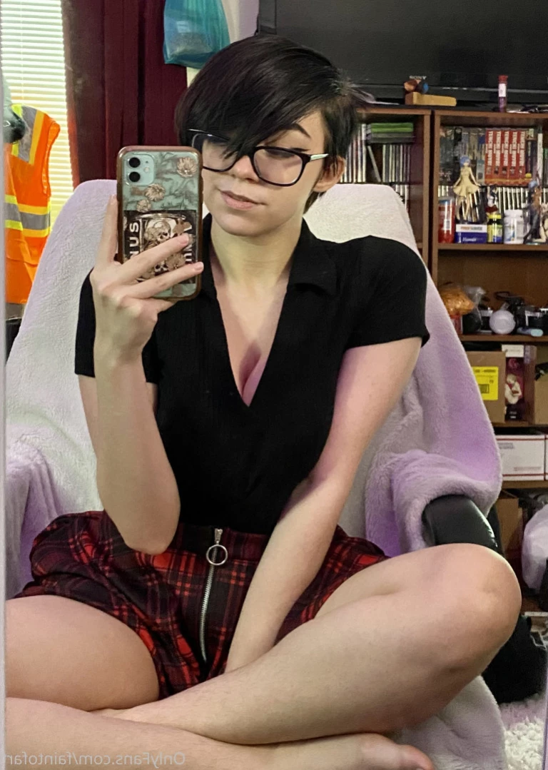 Ash [ faintofart ] Onlyfans leaked photo 13570995 on Hotleaks.tv