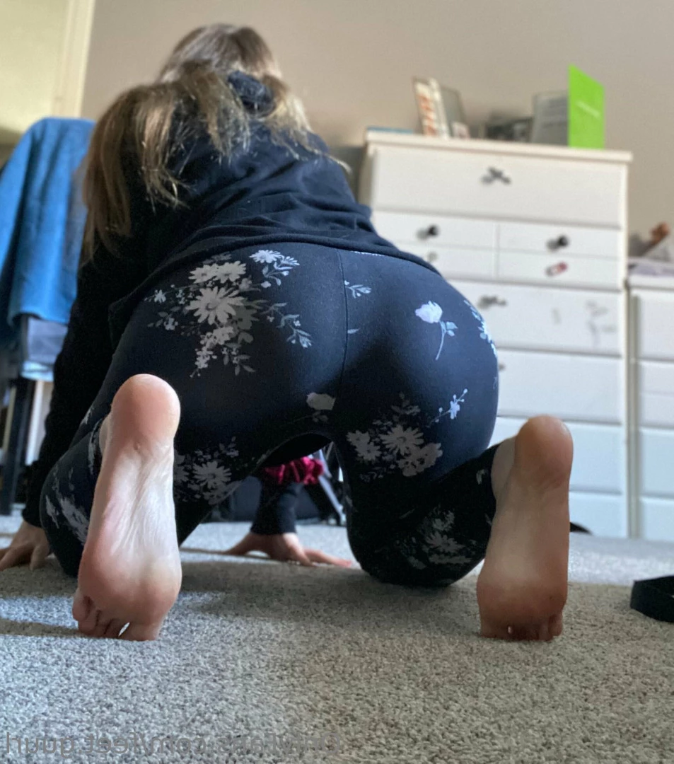 Feet guurl &lt;3 [ feet.guurl ] Onlyfans leaked photo 7165437 on Hotleaks.tv