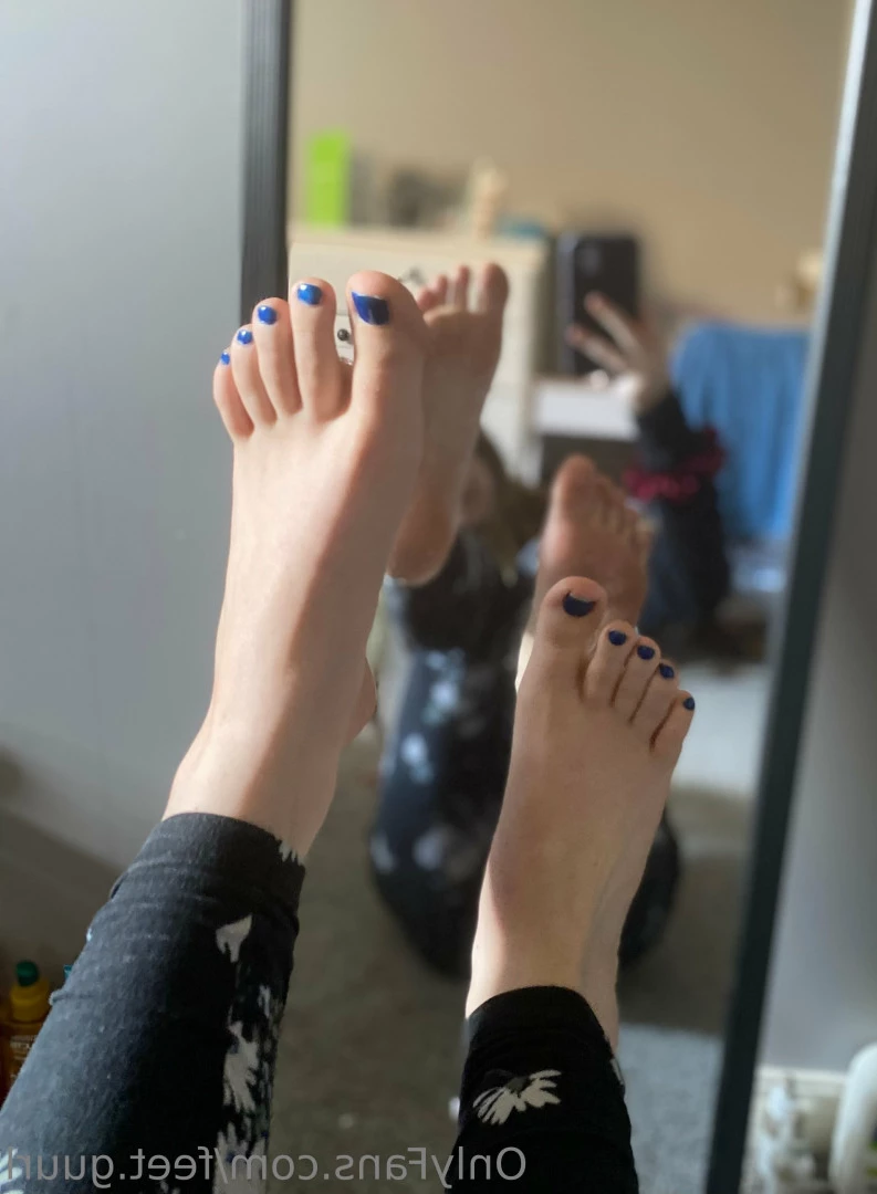 Feet guurl &lt;3 [ feet.guurl ] Onlyfans leaked photo 7165460 on Hotleaks.tv