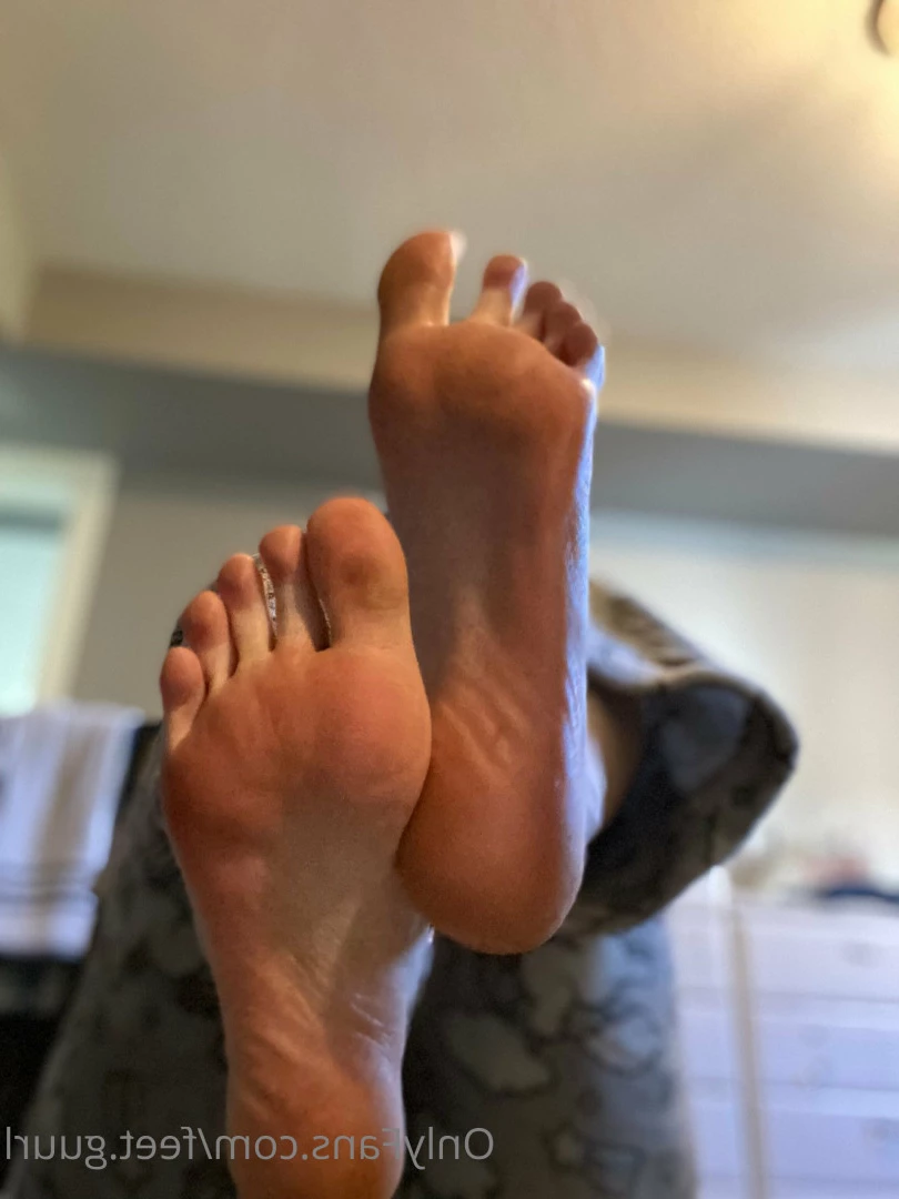 Feet guurl &lt;3 [ feet.guurl ] Onlyfans leaked photo 7165493 on Hotleaks.tv