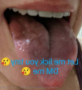 11051860