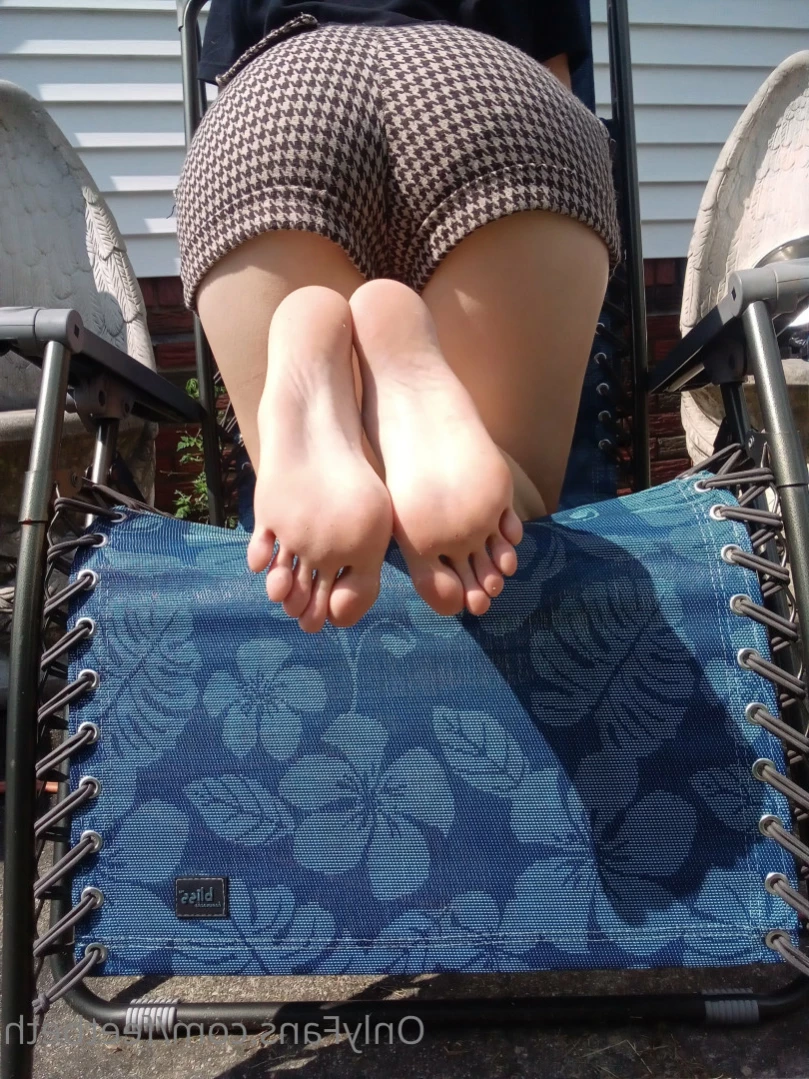 Beth [ feetbeth ] Onlyfans leaked photo 15684082 on Hotleaks.tv